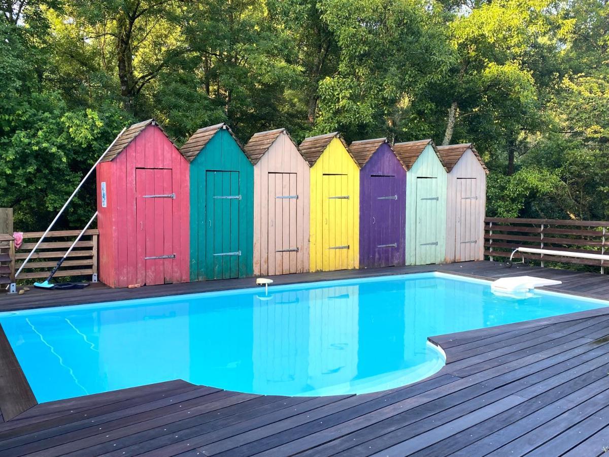 Les Cabanons Bed & Breakfast Dardilly Luaran gambar