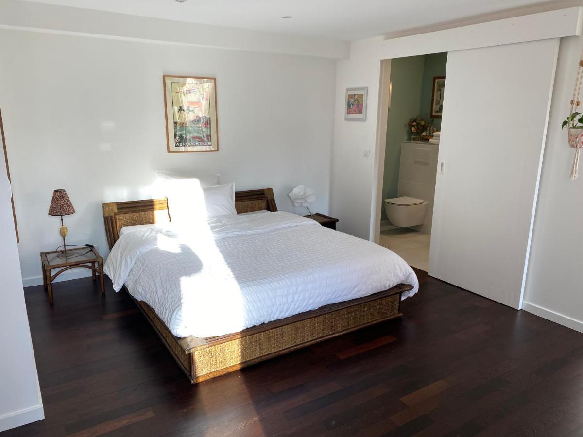 Les Cabanons Bed & Breakfast Dardilly Luaran gambar