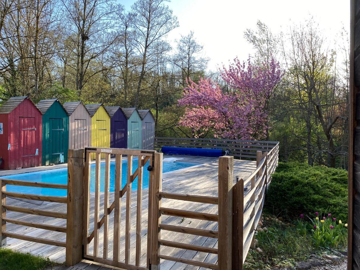 Les Cabanons Bed & Breakfast Dardilly Luaran gambar